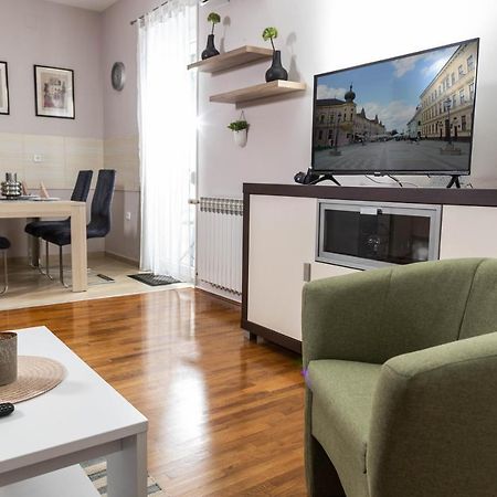 Apartman Gundulic Vinkovci Exterior foto